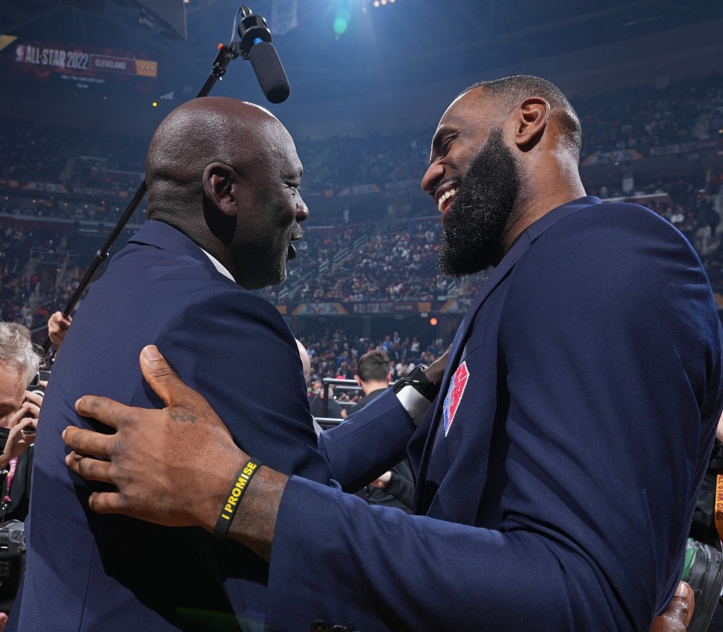 微笑刺客:舆论对乔丹和詹姆斯搞双标!不理解现在还有人吹乔丹!